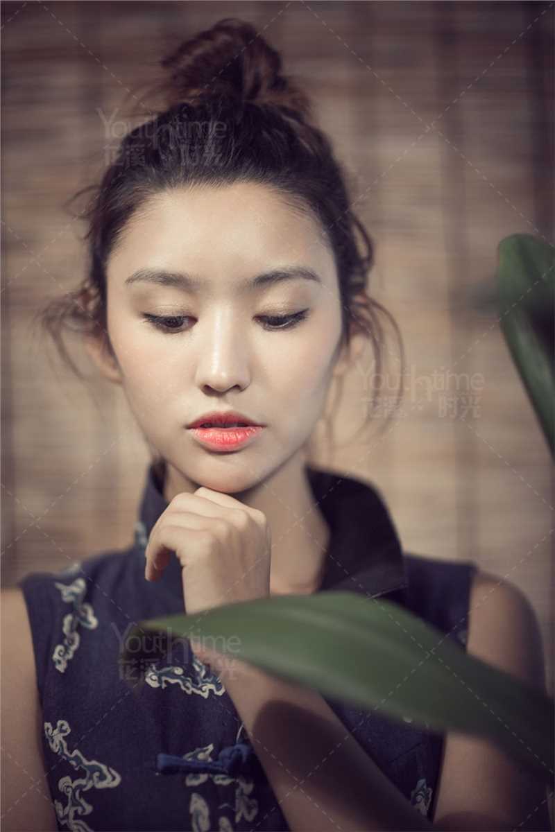 优质旗袍美女淡雅图片合集相册