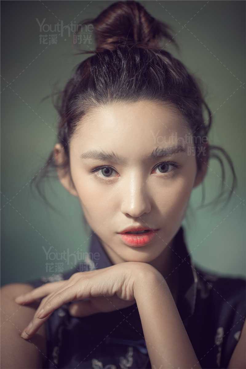 优质旗袍美女淡雅图片合集相册