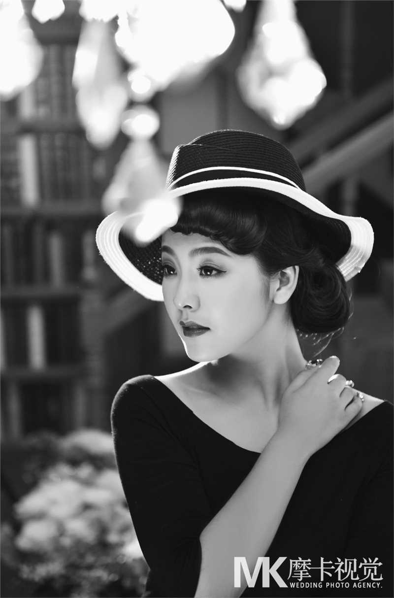 最全复古女郎黑白氛围感时尚图片壁纸