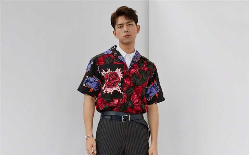 优质李现白衬衫休闲装时尚图片相册