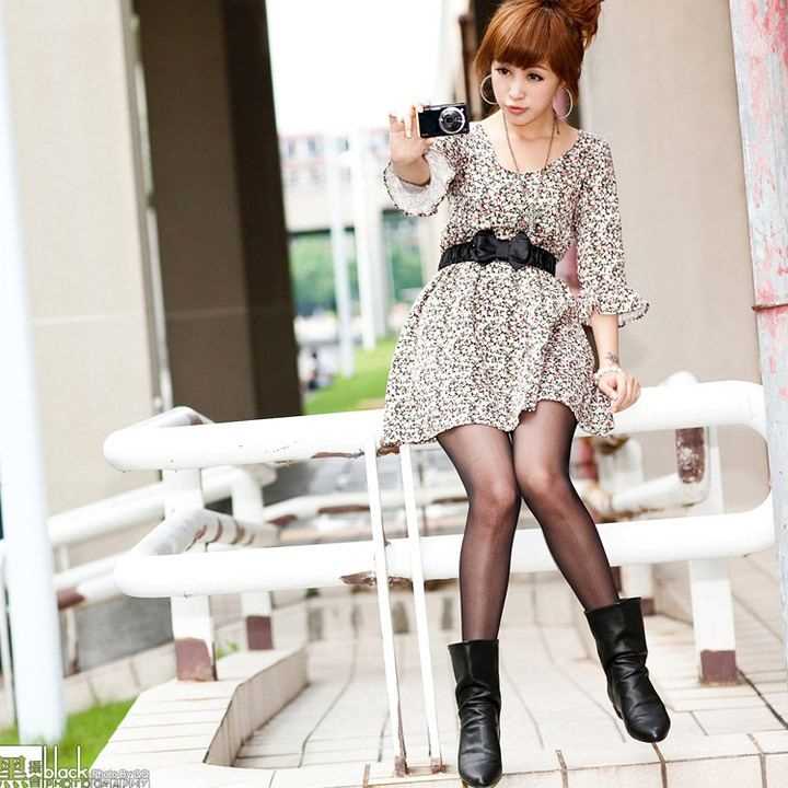 高清黑丝美女豹纹裙户外性感图片图册