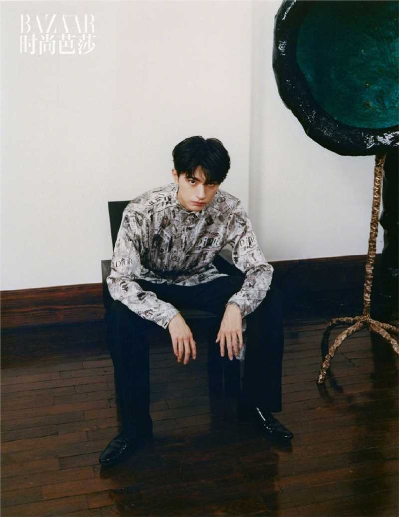 最全林一时尚芭莎卡其色风衣魅力时尚大片壁纸