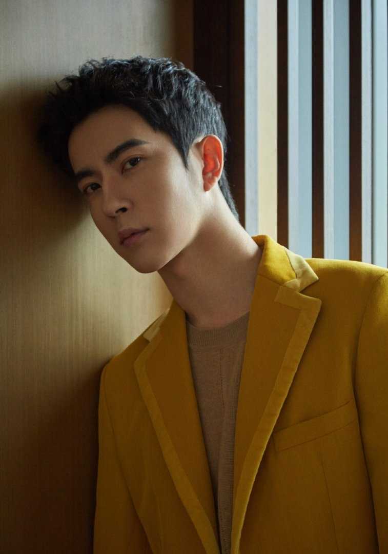 优质于朦胧氛围感复古西装时尚图片