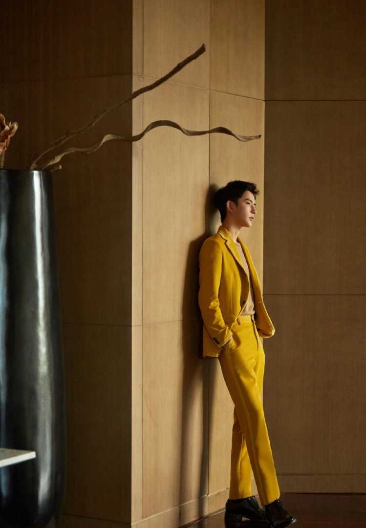 优质于朦胧氛围感复古西装时尚图片