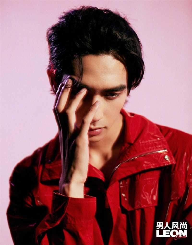 最全宋威龙灯光幻影复古时尚大片相册