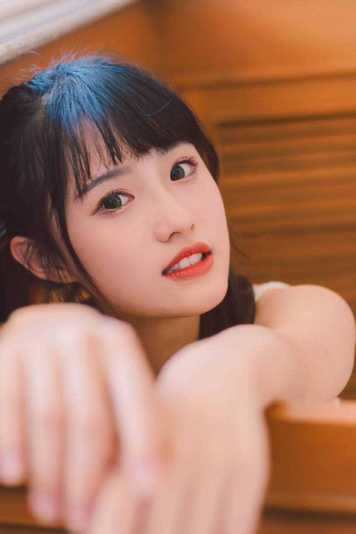 优质茶甜系美女吊带短裤居家相册