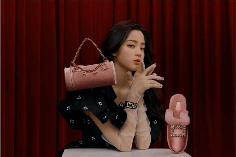 欧阳娜娜复古优雅风时尚少女套图