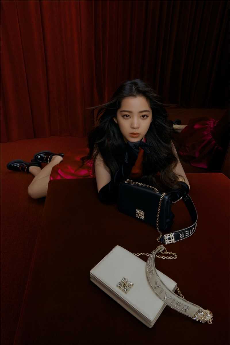 欧阳娜娜复古优雅风时尚少女套图