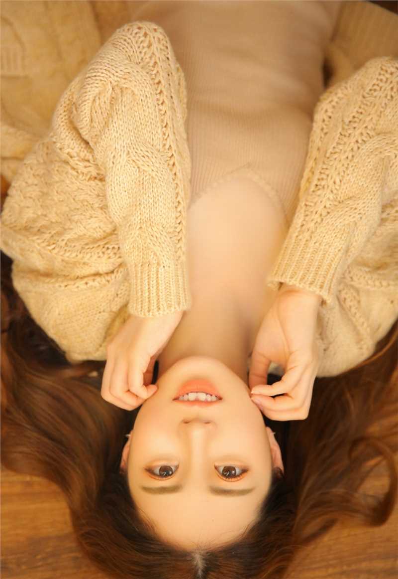 优质极品美女尤物深V针织裙长腿诱惑私房性感写真图片