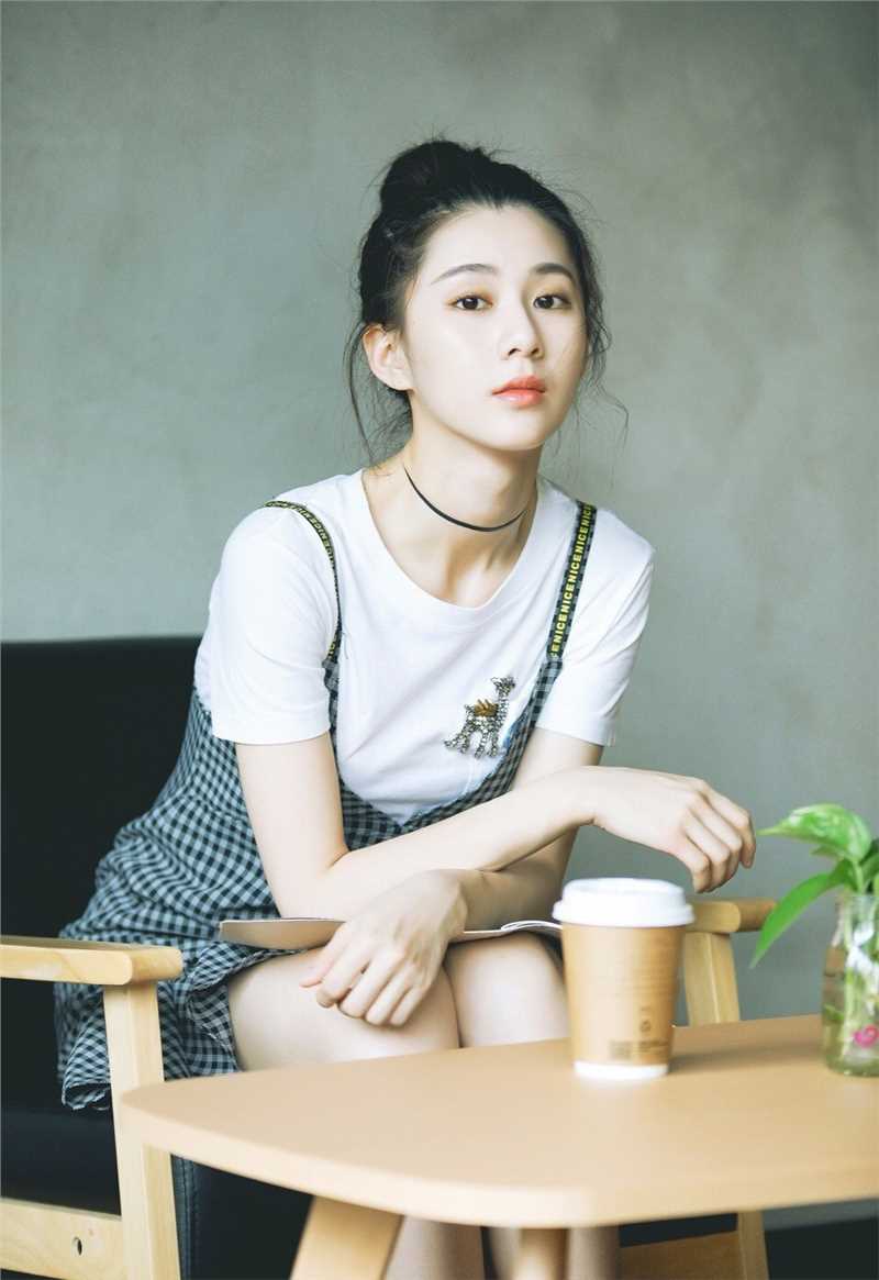 最全元气少女关芯背带短裙活力十足甜美图片相册