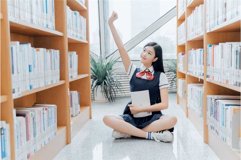 特别专辑大学校花JK制服图书馆内甜美风摄影图片图片