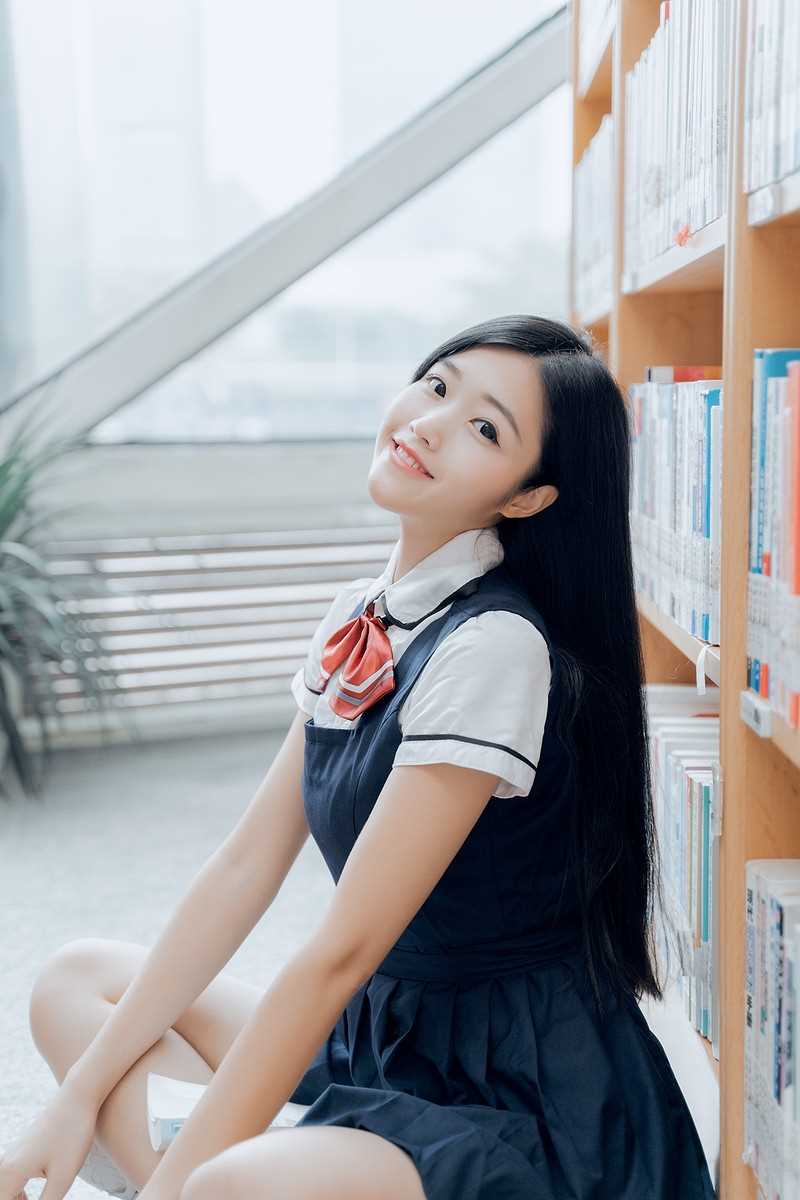 特别专辑大学校花JK制服图书馆内甜美风摄影图片图片