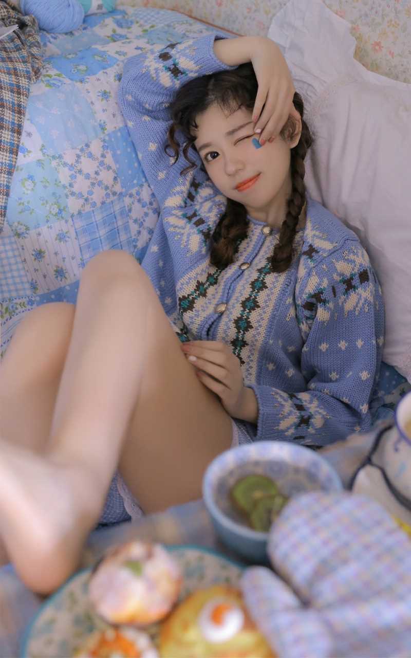 优质清纯萝莉美女圣诞蓝色装扮甜美可爱风热图相册