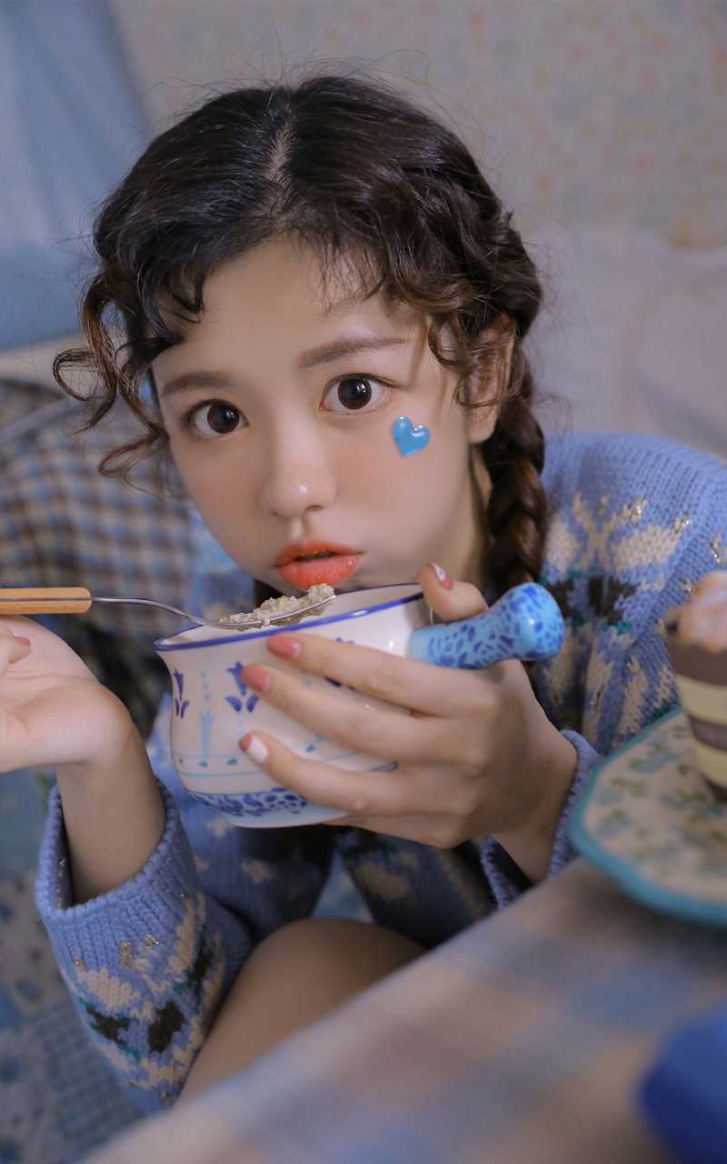 优质清纯萝莉美女圣诞蓝色装扮甜美可爱风热图相册