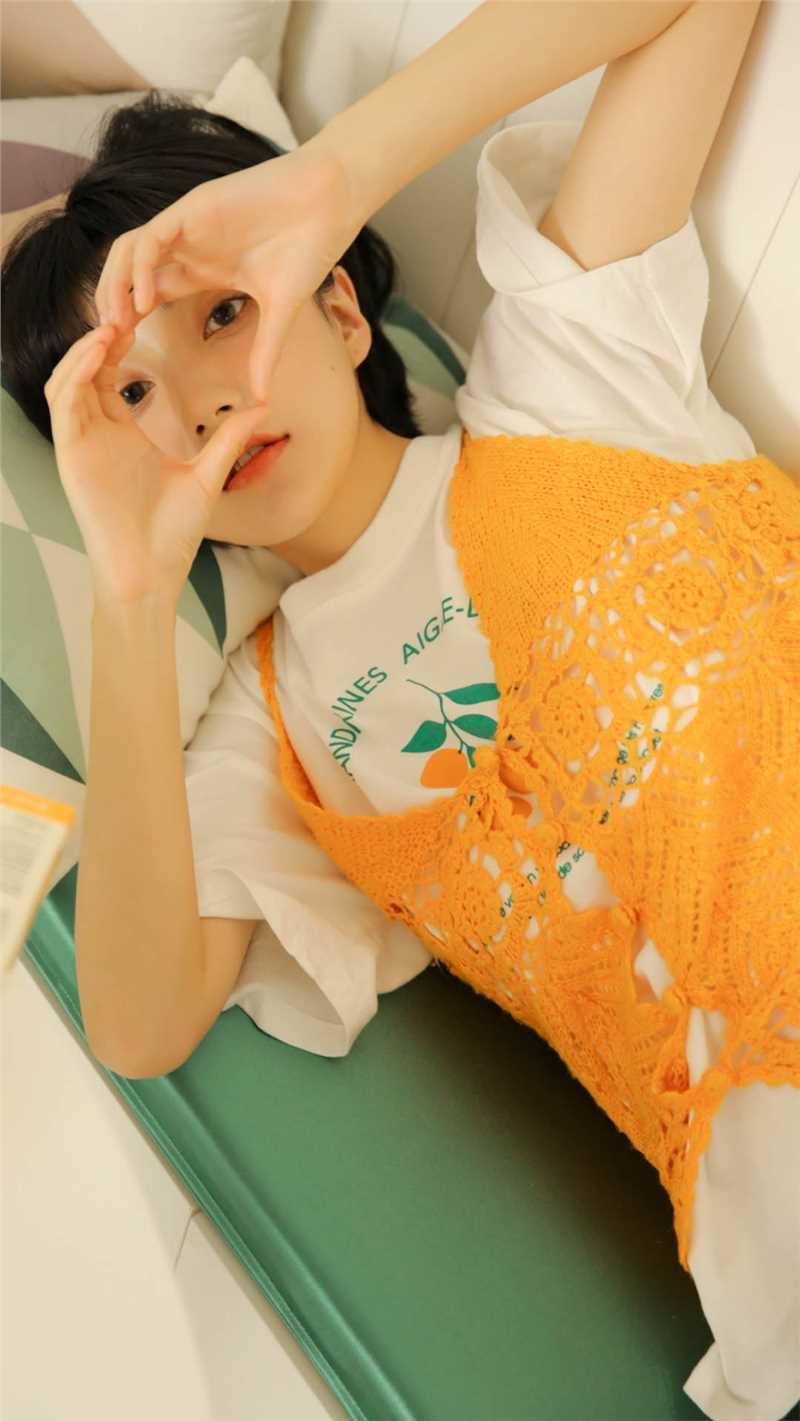 优质森系少女橙色马甲日系风格甜美艺术照相册