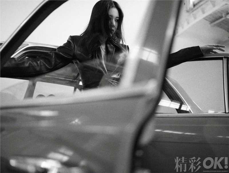 最全宋妍霏时尚芭莎复古红色率性封面相册