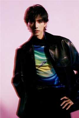 最全宋威龙灯光幻影复古时尚大片相册