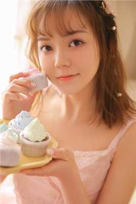 最新甜美少女亮片妆容粉色公主裙清新明媚集壁纸