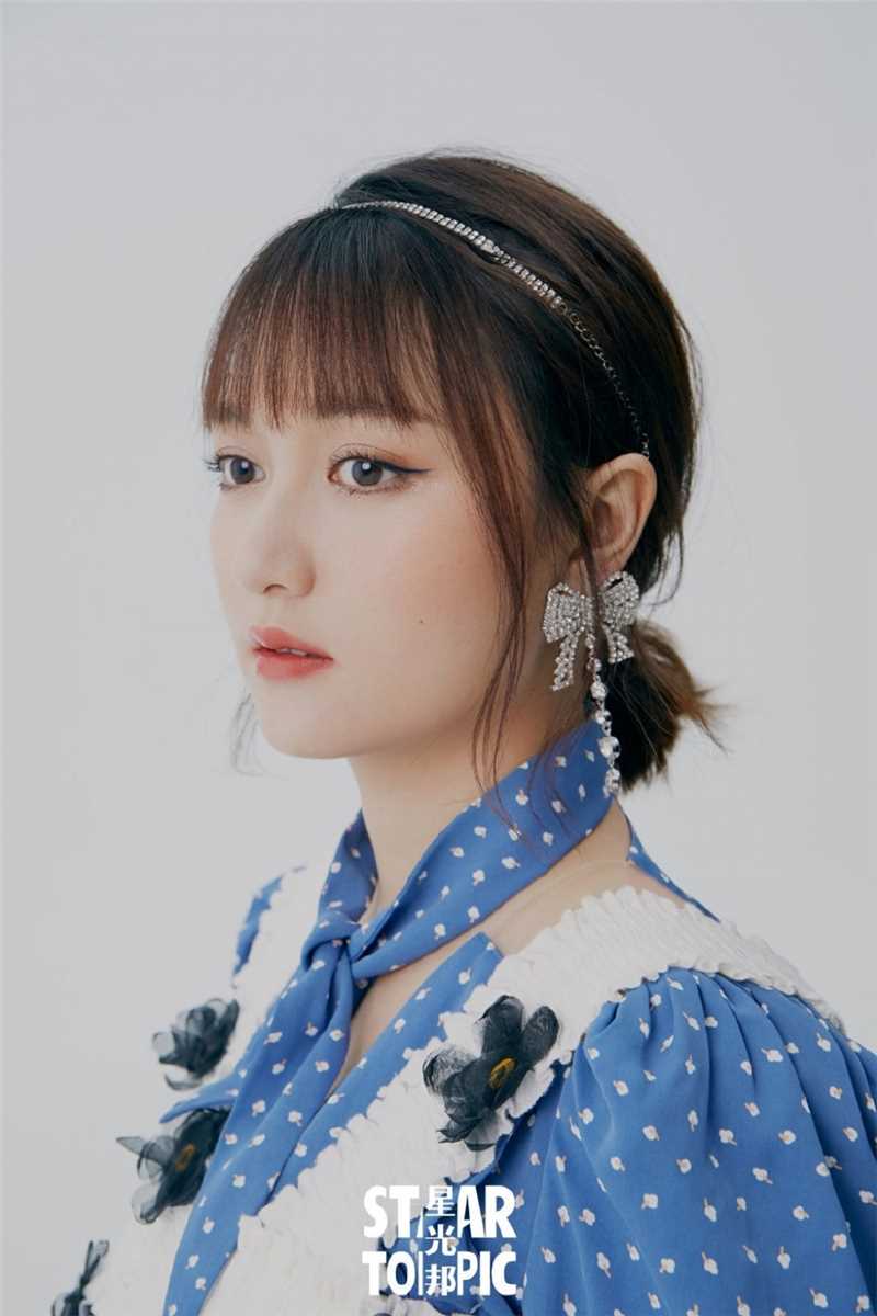 最全董思怡百变风格时尚图片合集壁纸