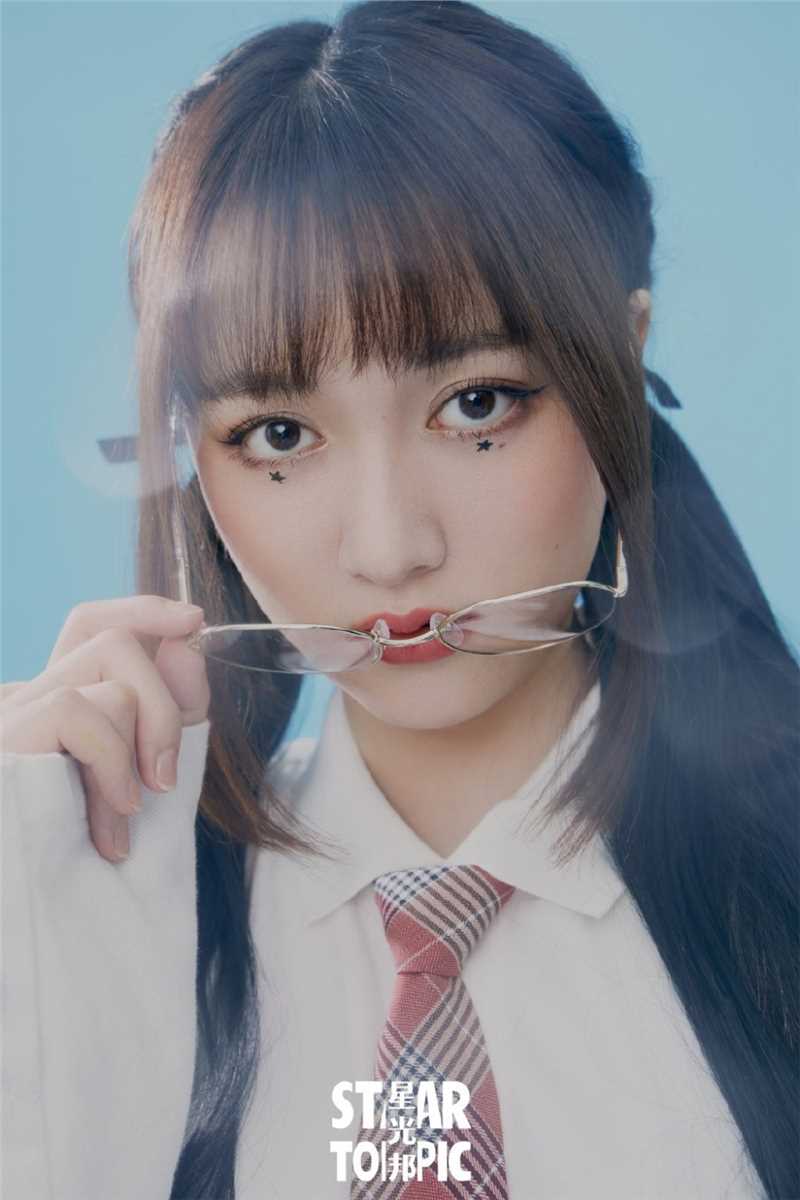 最全董思怡百变风格时尚图片合集壁纸