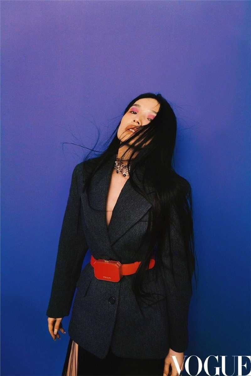 舒淇反差感撞色穿搭时尚大片