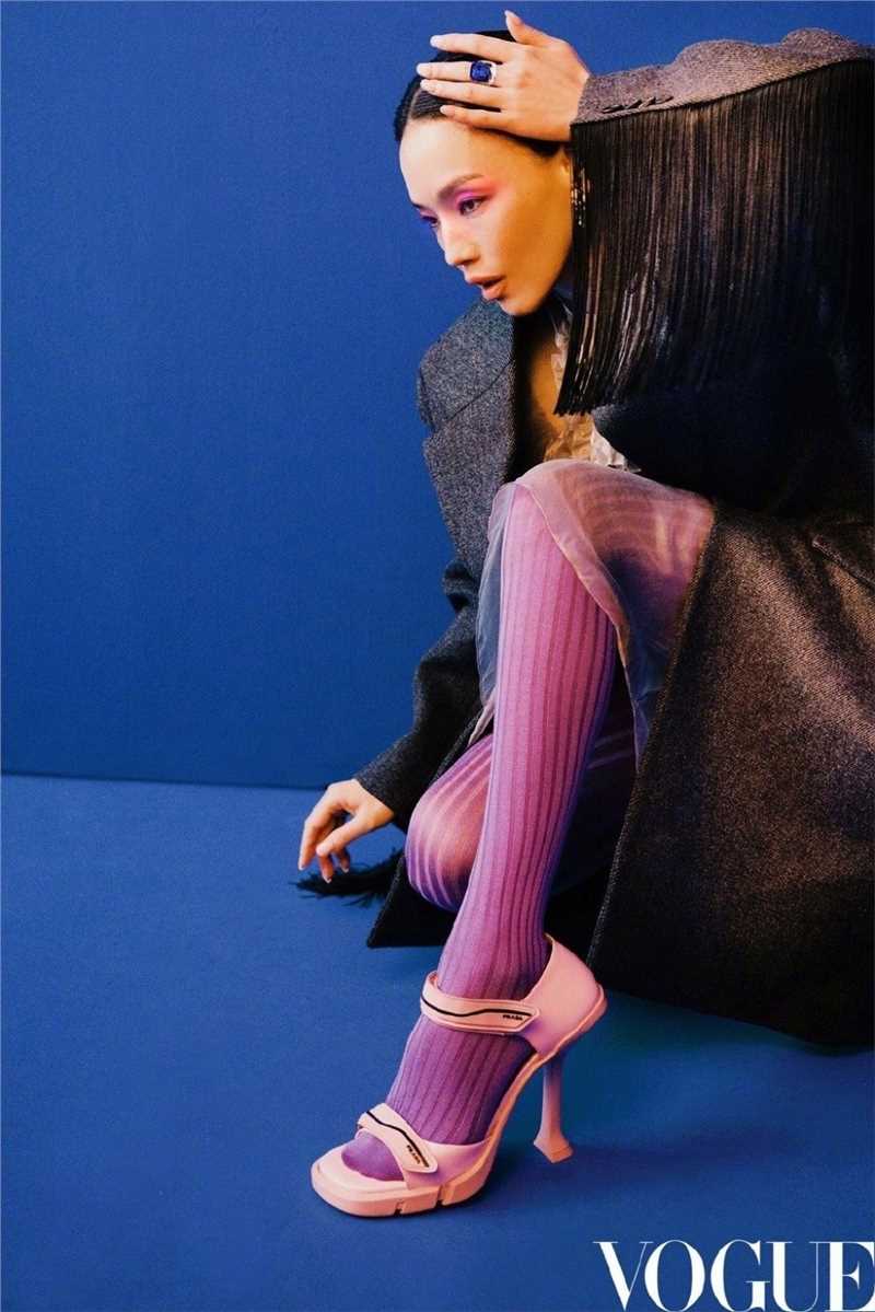 舒淇反差感撞色穿搭时尚大片