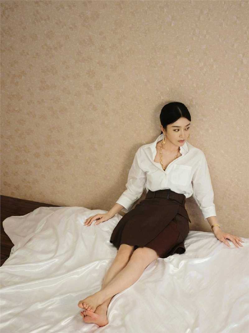 高清秦岚深V衬衫图片图集