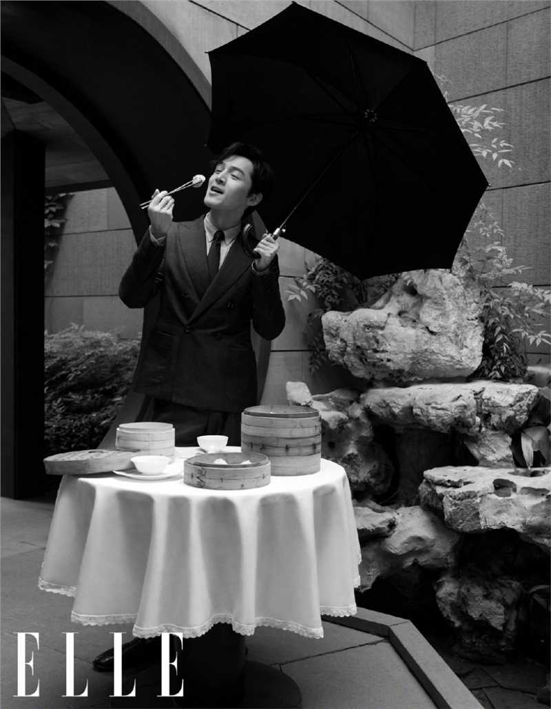 优质胡歌黑色西装ELLE封面复古时尚大片相册