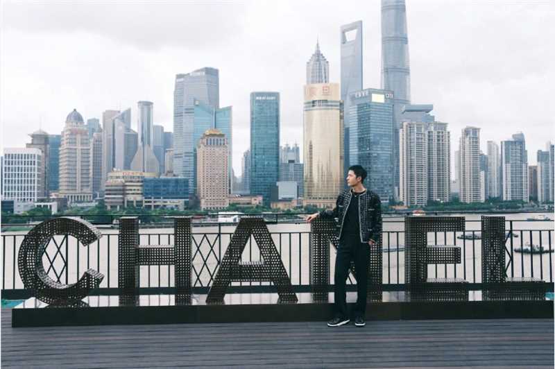 最全王一博上海外滩氛围感时尚大片相册