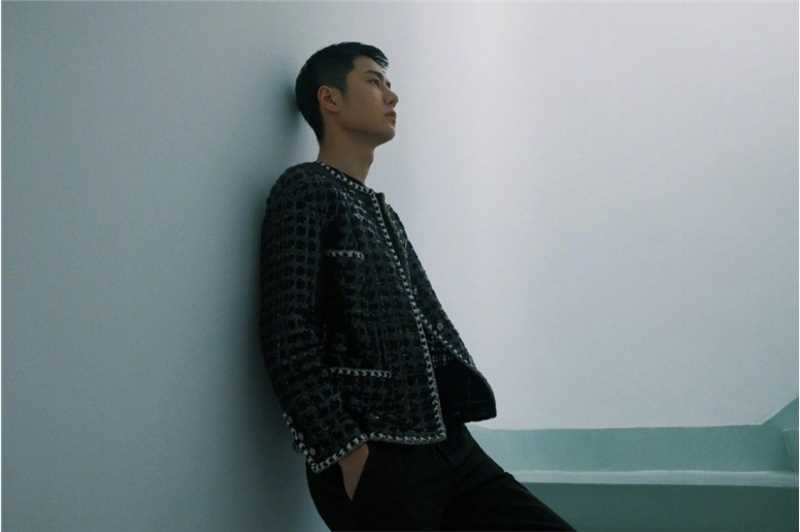 最全王一博上海外滩氛围感时尚大片相册