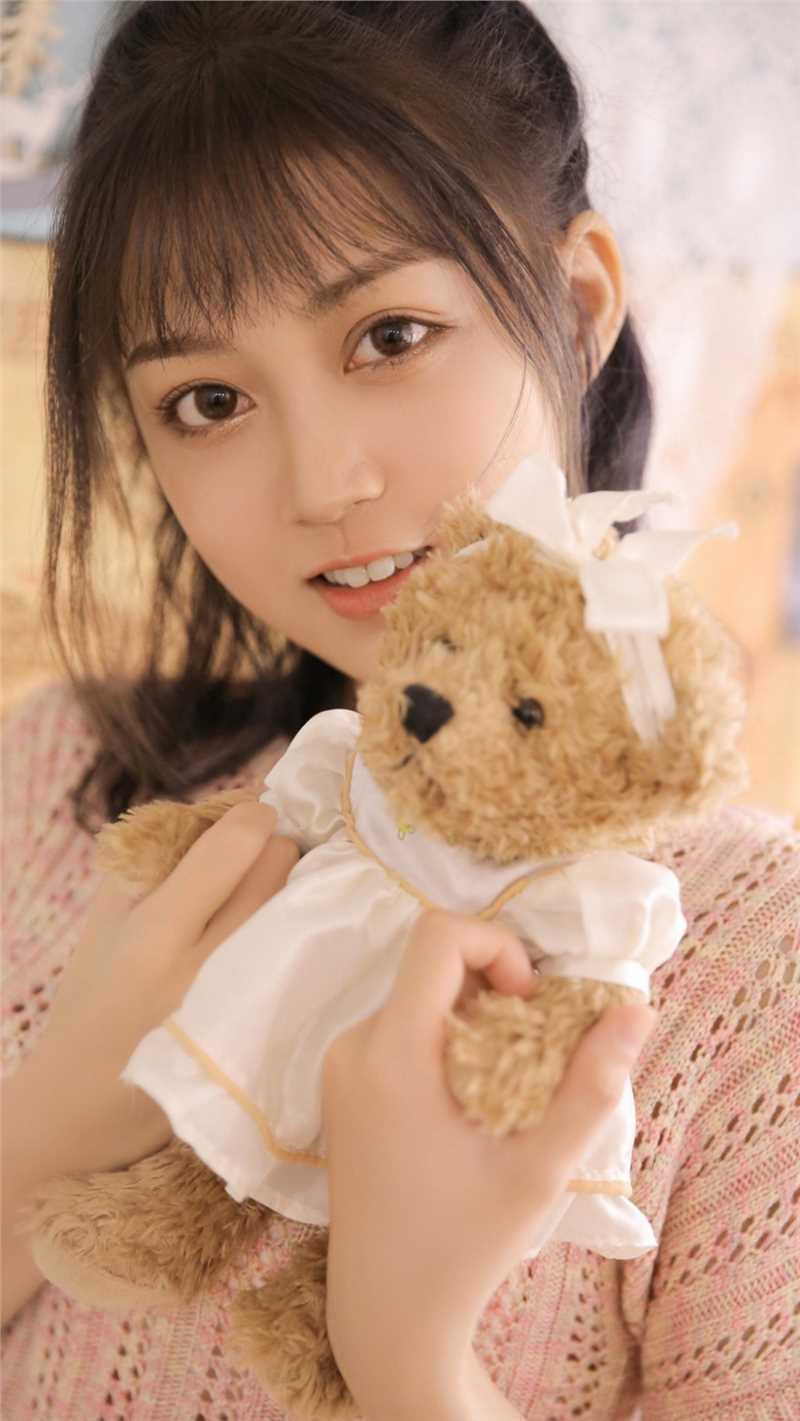 大眼美女高马尾纯欲风性感图片