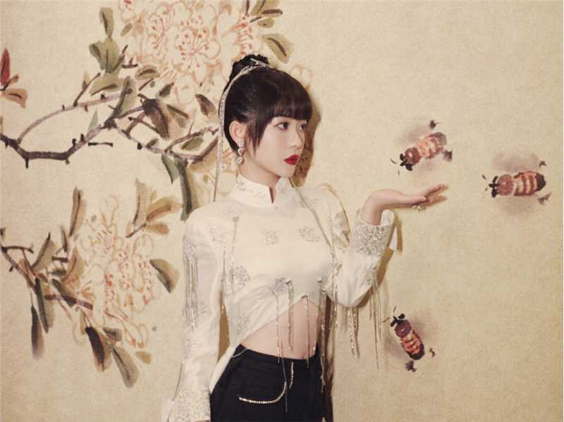 高清古风美女旗袍改编唯美图片合集图集