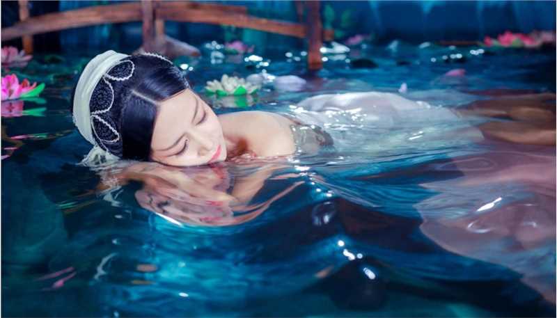 特别专辑《白蛇传》小青cosplay妖艳美女气质图片