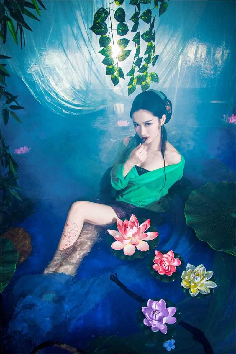 特别专辑《白蛇传》小青cosplay妖艳美女气质图片