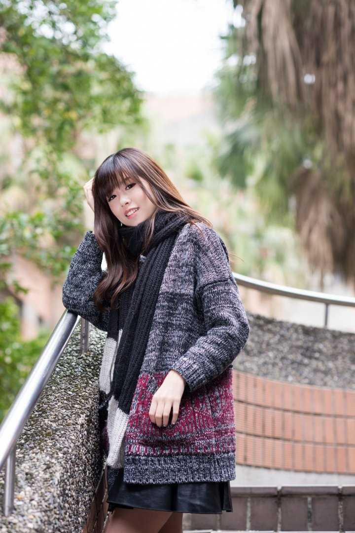 人气模特复古穿搭户外时尚图片