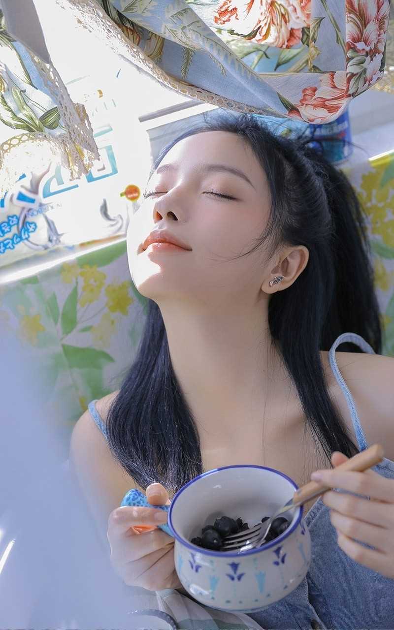 最新运动少女牛仔露肩连衣裙甜美性感风清新合集图集