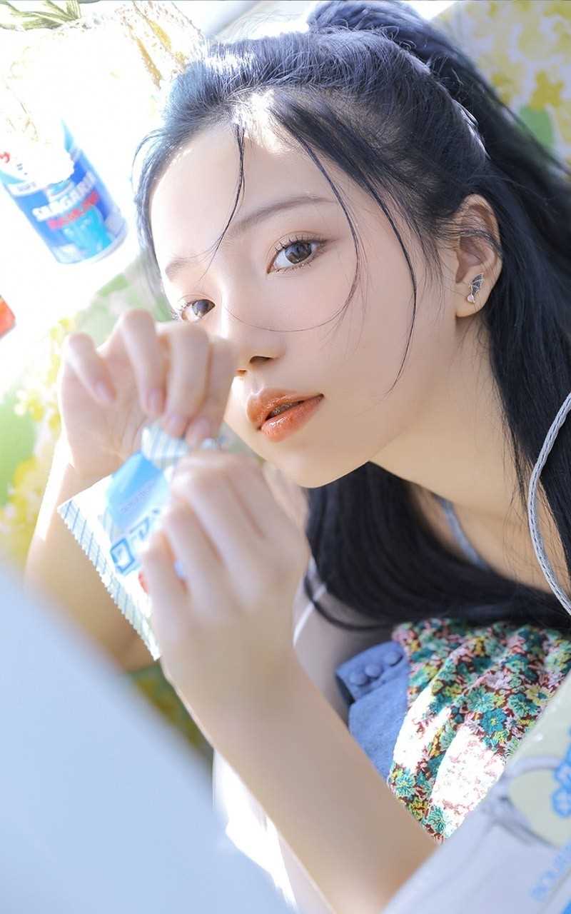 最新运动少女牛仔露肩连衣裙甜美性感风清新合集图集