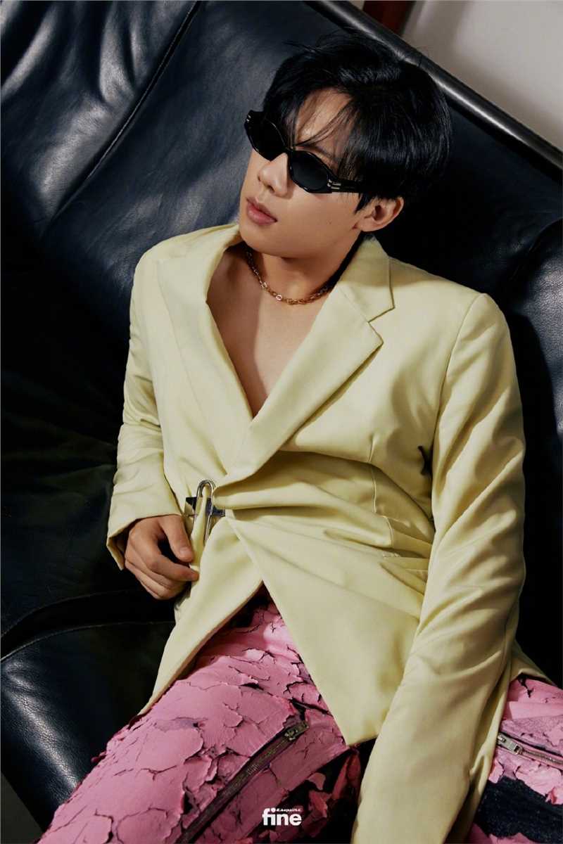 高清《小欢喜》周奇黑色墨镜复古时尚大片图集