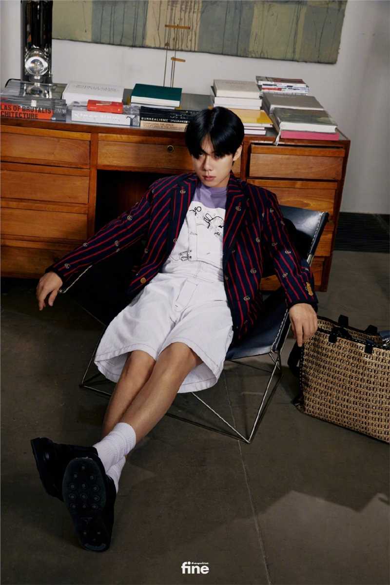 高清《小欢喜》周奇黑色墨镜复古时尚大片图集