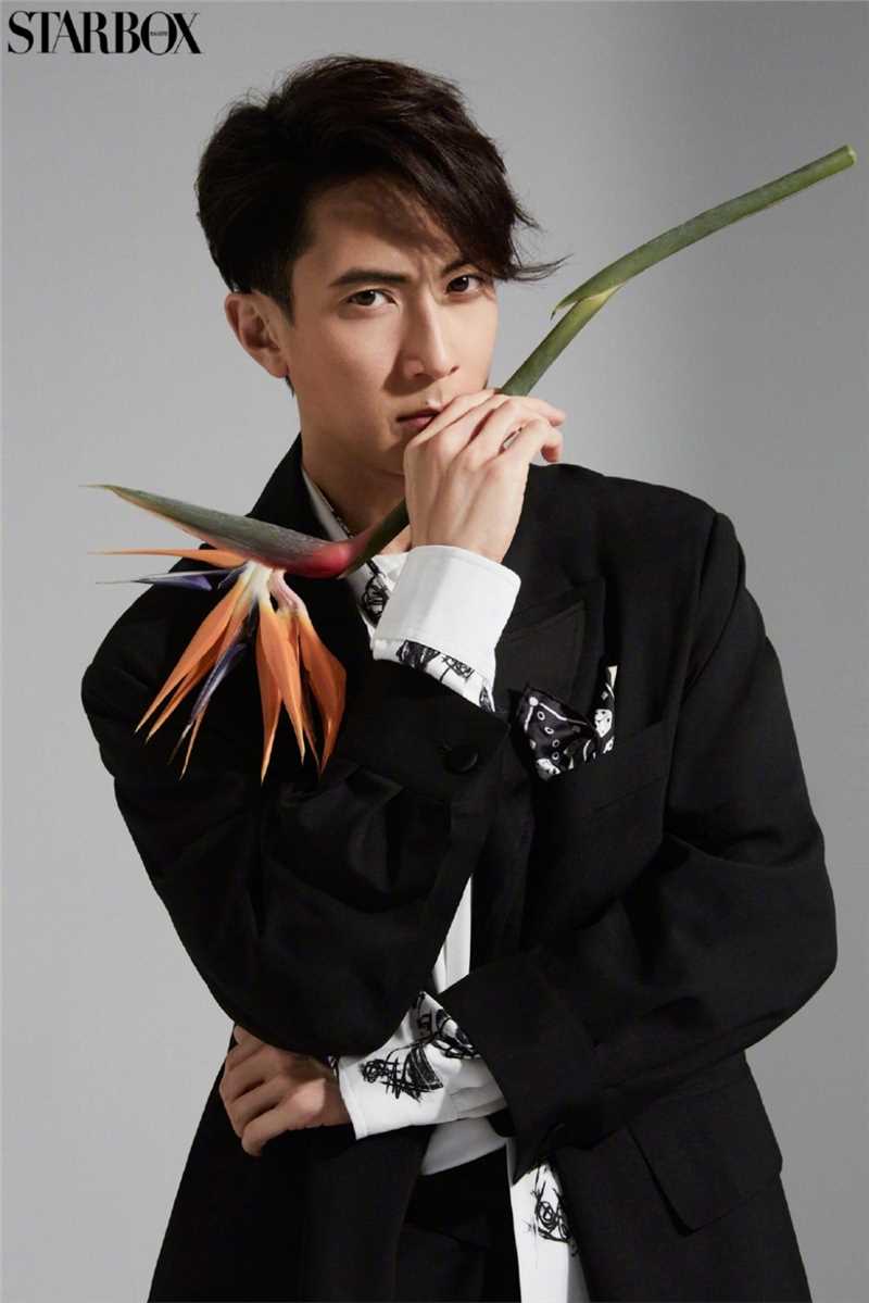 精选飞轮海吴尊暖色调休闲时尚图片图册