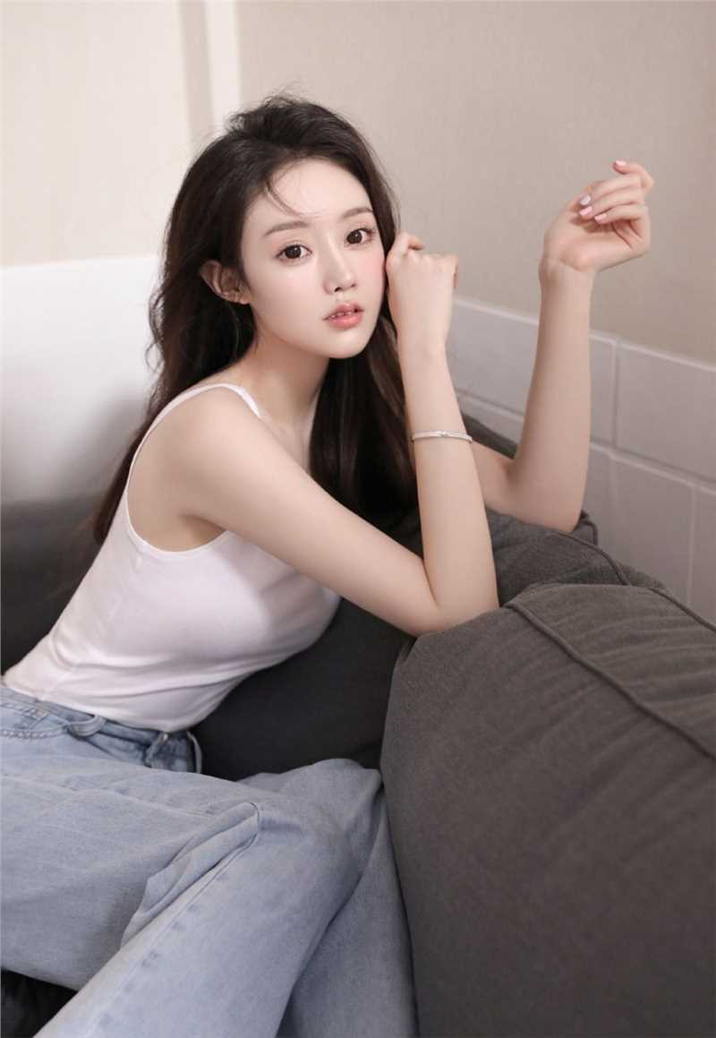 精选极品美女高腰阔腿裤甜美性感风图片图册