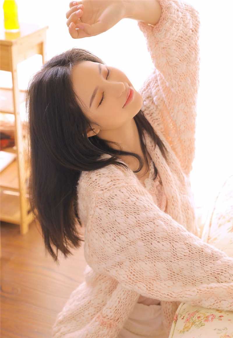 高清少女粉色吊带裙甜美清新风格合集图册