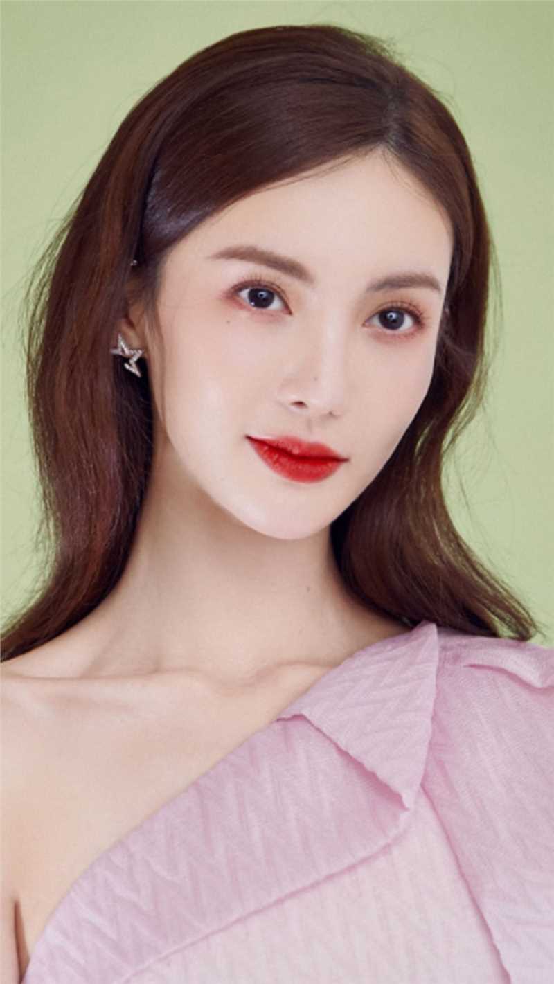 优质金晨小姐姐性感直角肩纤瘦身材美艳相册