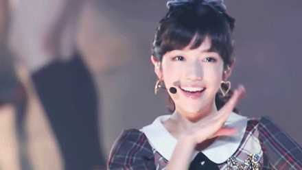 最全AKB48成员渡边麻友甜美可爱风舞台照壁纸