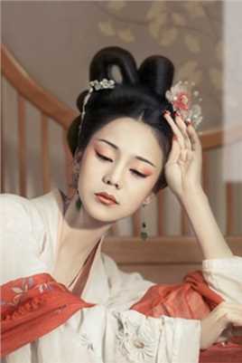 温香艳玉的古装美女图片合集