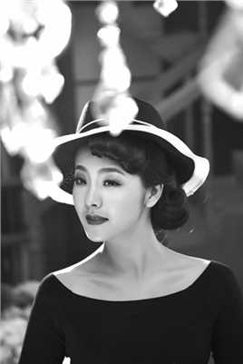 最全复古女郎黑白氛围感时尚图片壁纸