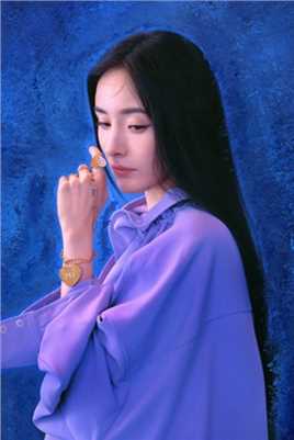 高清杨幂色彩反差感情绪化时尚大片图册