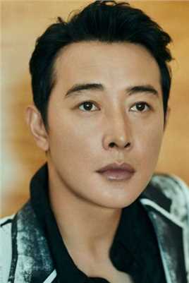 罗晋灯光幻影成熟风时尚图片