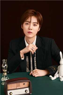 最新鹿晗GUCCI黑色西装绅士高级感时尚大片图集