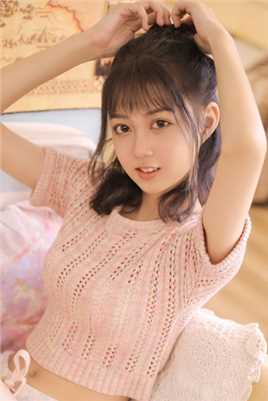 大眼美女高马尾纯欲风性感图片